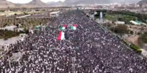 حشود مليونية في اليمن تؤكد تمسكها بالقضية الفلسطينية